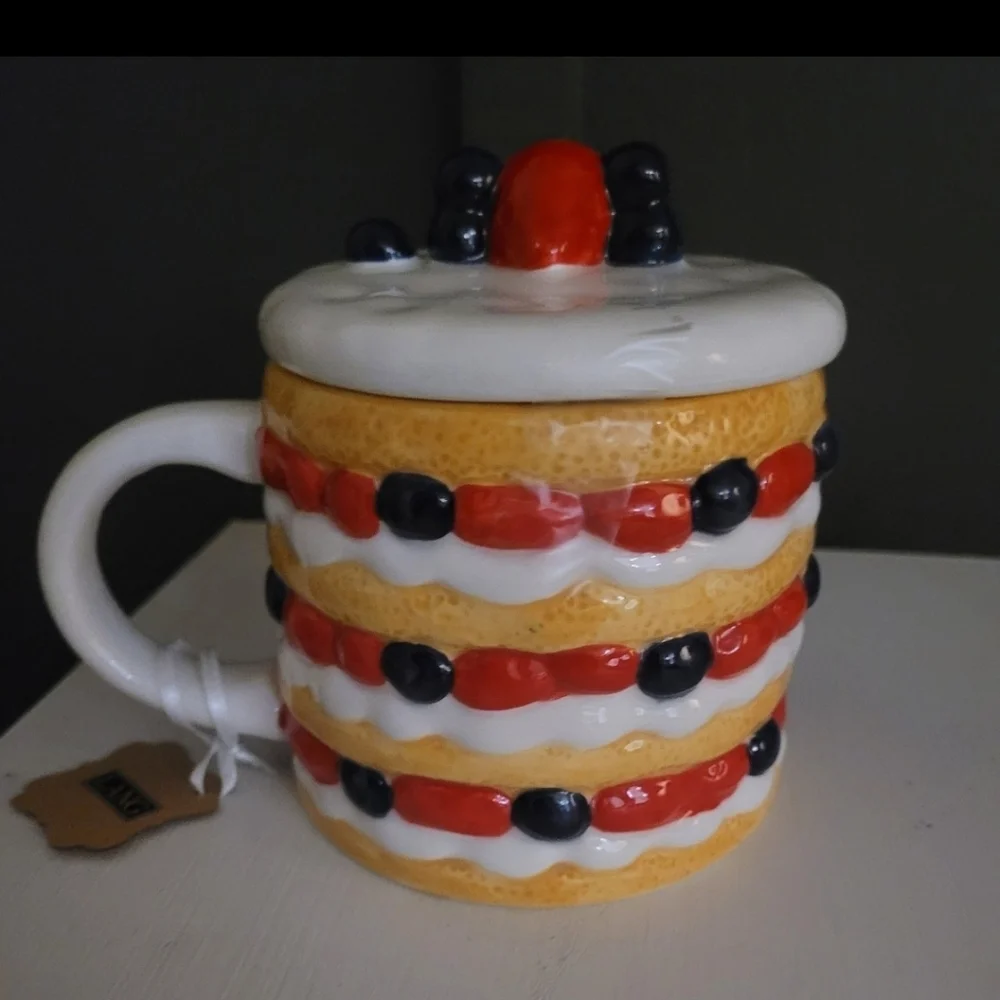 New Blueberry / Stawberry Shortcake Dessert Mug Storage Bow W/ Lid Kitchen